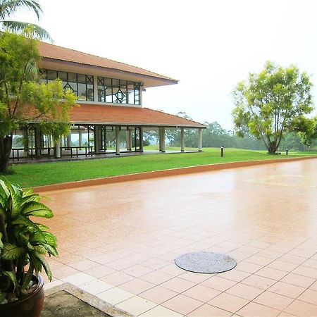 Gemas Golf Resort Bagian luar foto