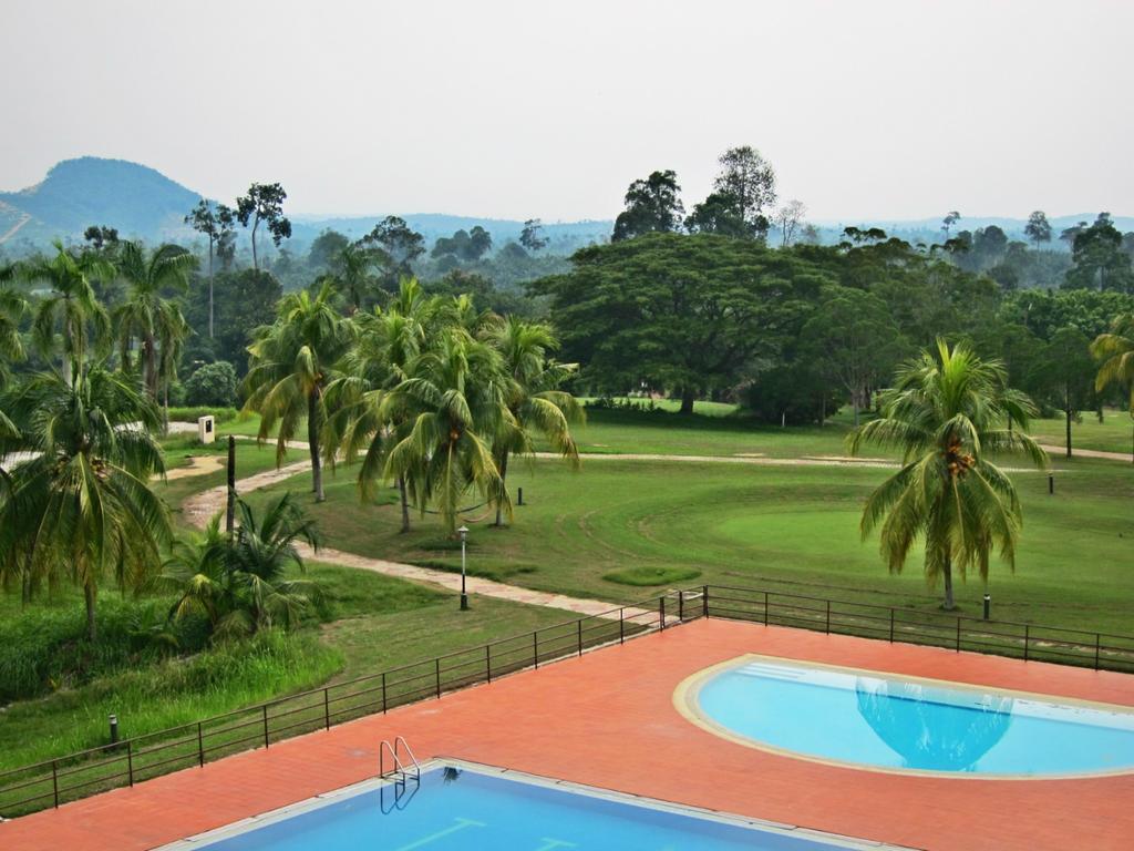 Gemas Golf Resort Bagian luar foto